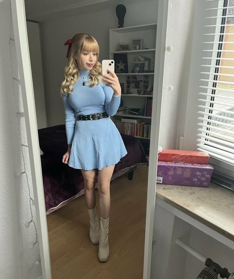 LegendLuna model perfect pic