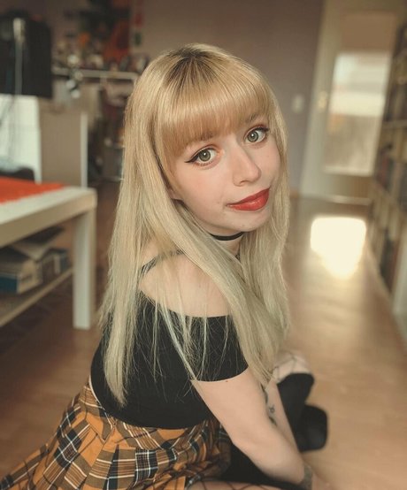 LegendLuna pornstar exclusive photo