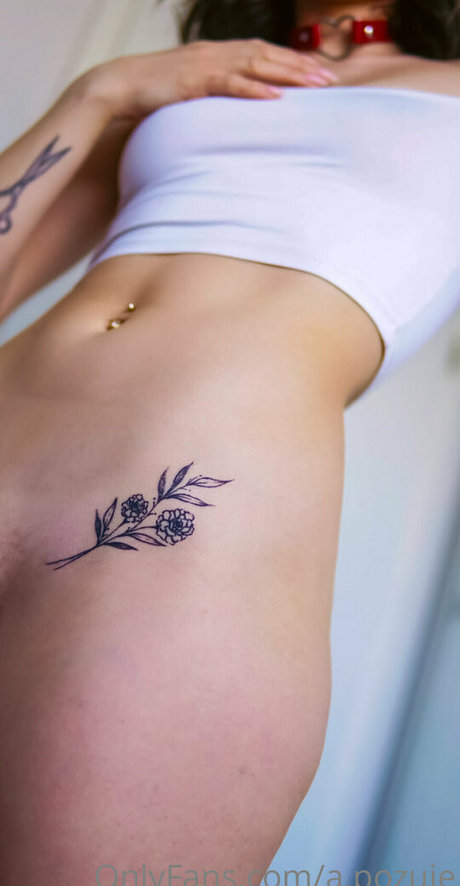 a pozuje pornstar beautiful photos