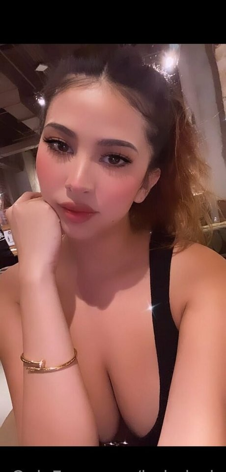 babykrris actress picture