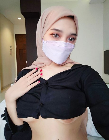 CamillaReese art actress pics