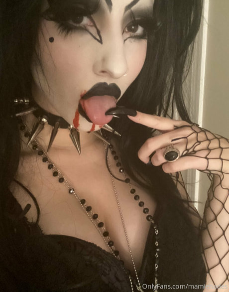 mamiehades free model picture