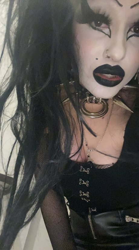 mamiehades model top images