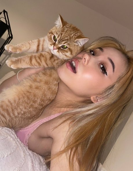 Ivy owowo nude actress photo