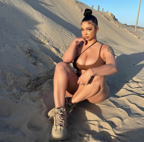 baddie bran beautiful star image