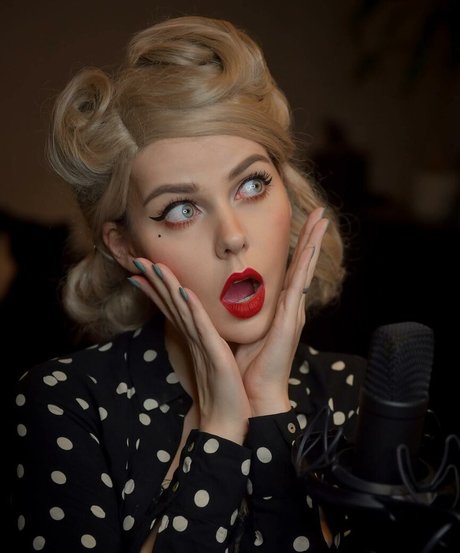 Alina Rin model nude photo