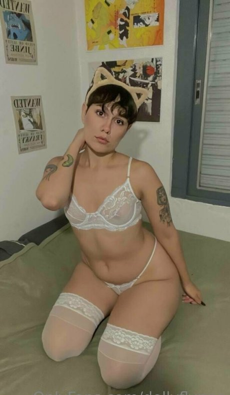 dollyflynne nude pornstar pictures