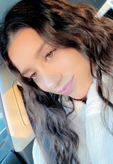 Emma Trout model hot galleries