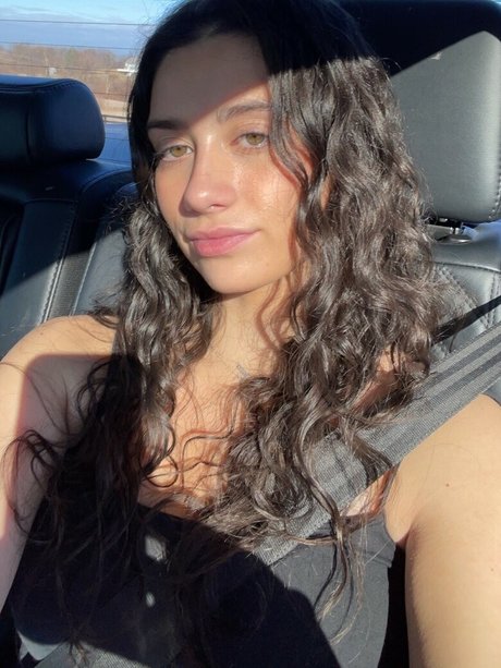 Emma Trout pornstar hd images