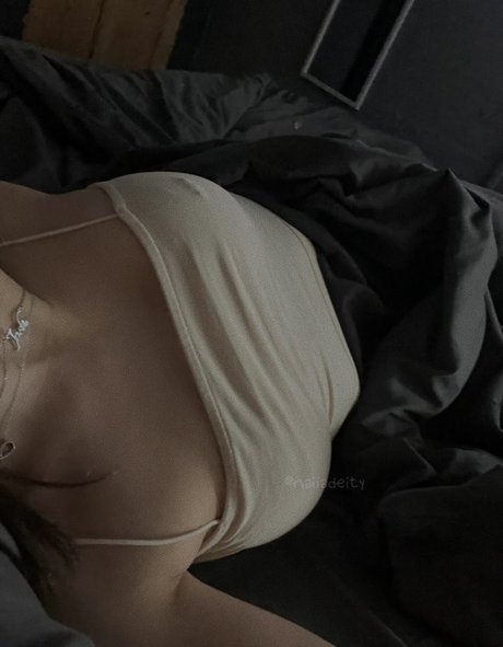 naiadeityy porn star photos