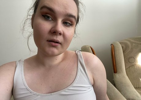 asian female onlyfans free nude images