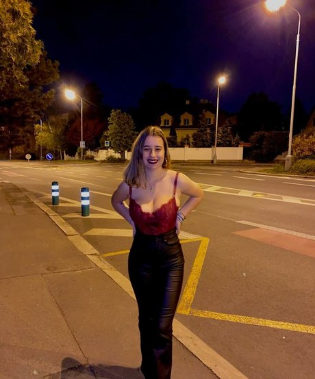 Julia Gomez pornstar beautiful image