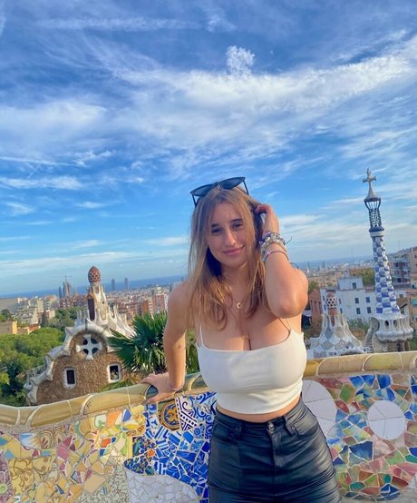 Julia Gomez model high quality pictures