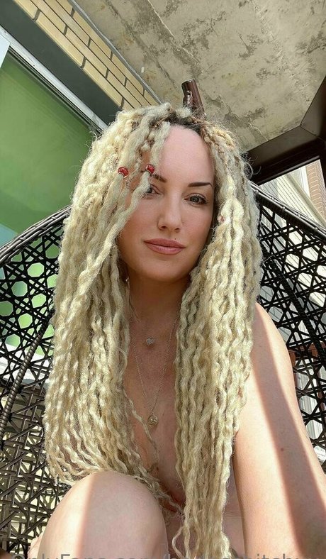 badassbitchxx nude actress image