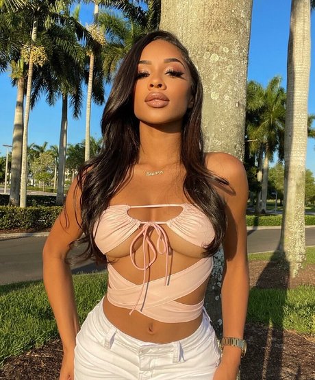 Breann Llewelyn pornstar free gallery