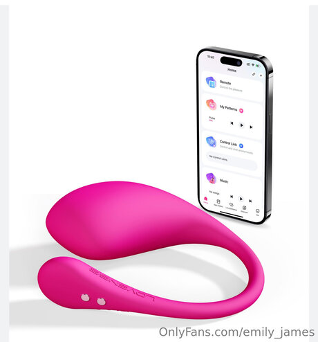 Emily James model perfect image