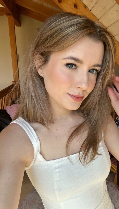 sweeetbabbbyyyy adult actress galleries