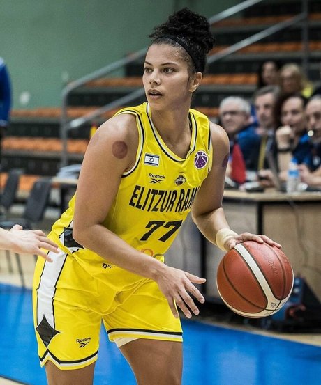 Alysha Clark star nice images