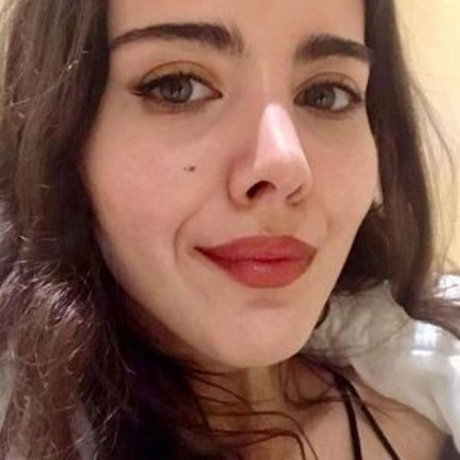 Selin Celikdelen star pornographic images