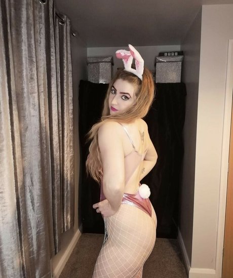 Crystal r1992 exclusive star photo