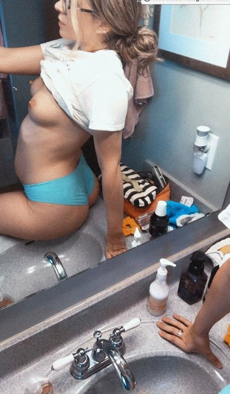 Kenzie Colvard sexy actress pics