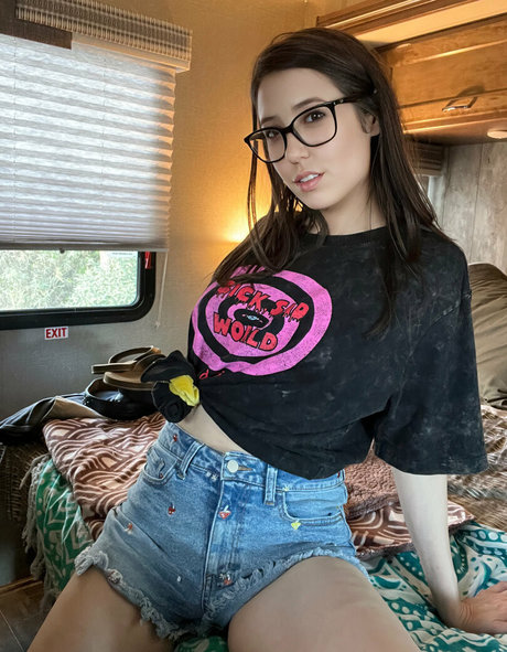 Misty Gates naked model images