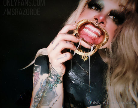 msrazorde star art galleries