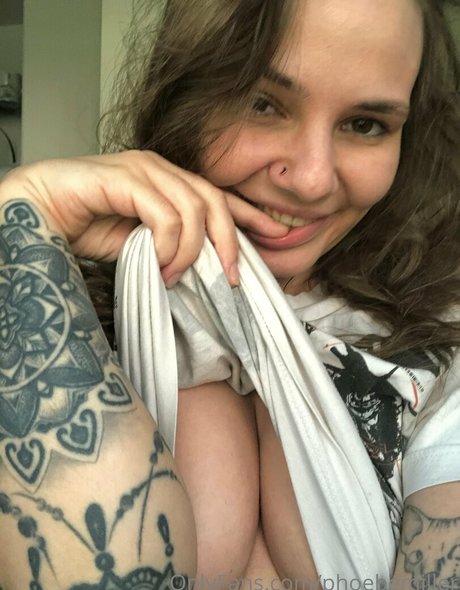 phoebemiller pretty actress picture