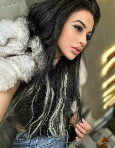 christinedoll porn model photos