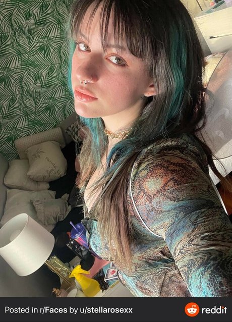 divinelylil sexy star pictures