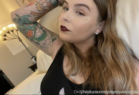 nipslipnovalynn star adult picture