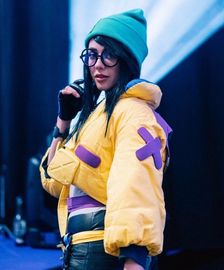 Farbenfuchs star xxx archive