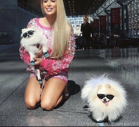 Carmen Carrera sexy model pics