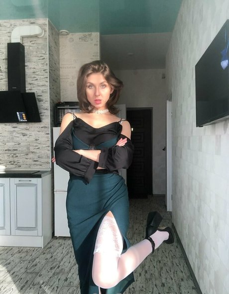 bellachary star free photos