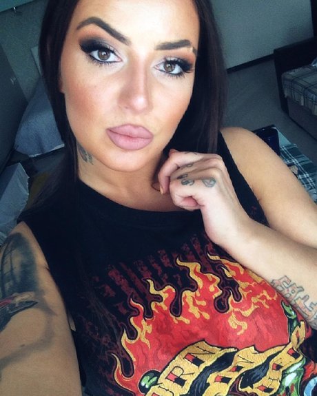 Kristina Karieva erotic actress pictures