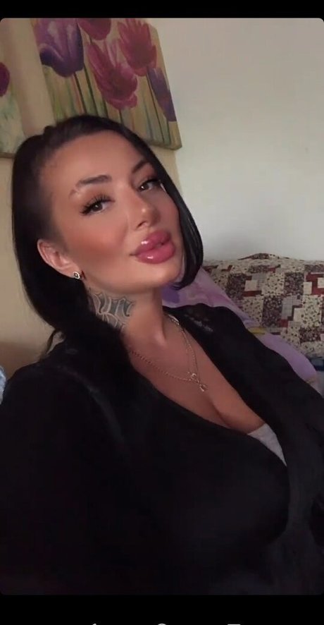 Kristina Karieva star erotic photo