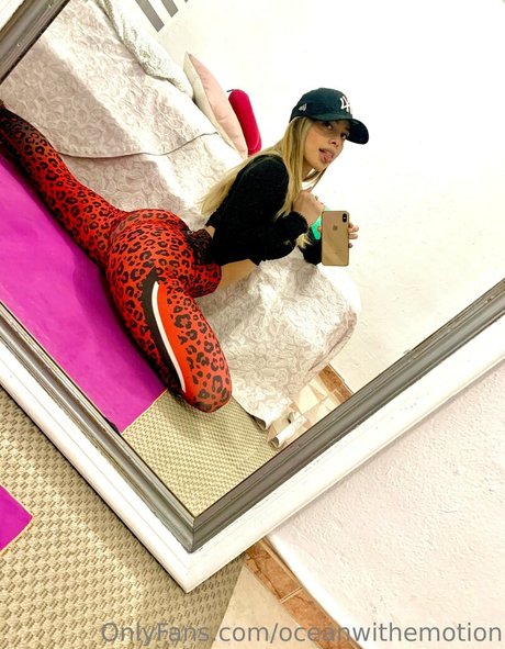 theonlylolypop model nudes img