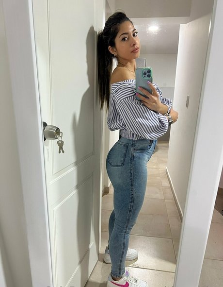 theonlylolypop erotic pornstar archive