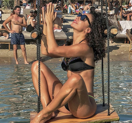 Belgin Kadoglu sexy star pictures