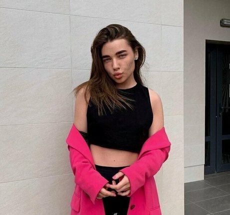 raketaraketa1998 hot star galleries