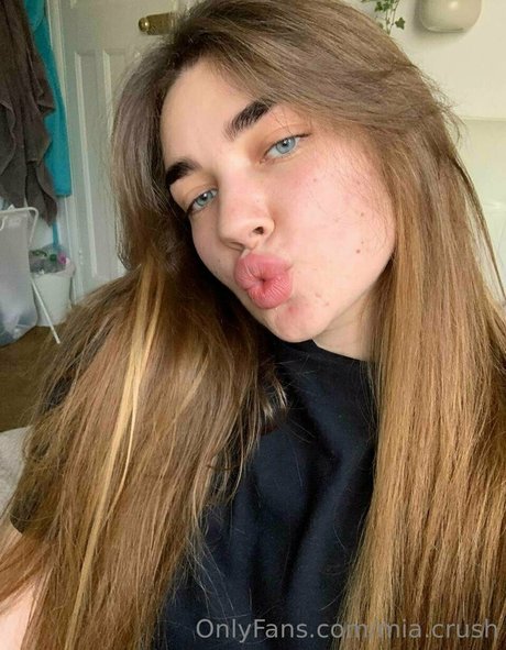 raketaraketa1998 model nude pic