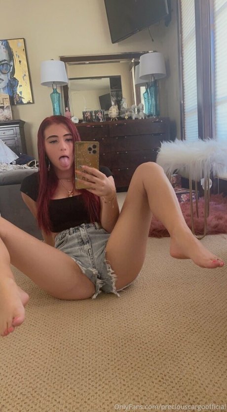 preciouscargoofficial nude star photo