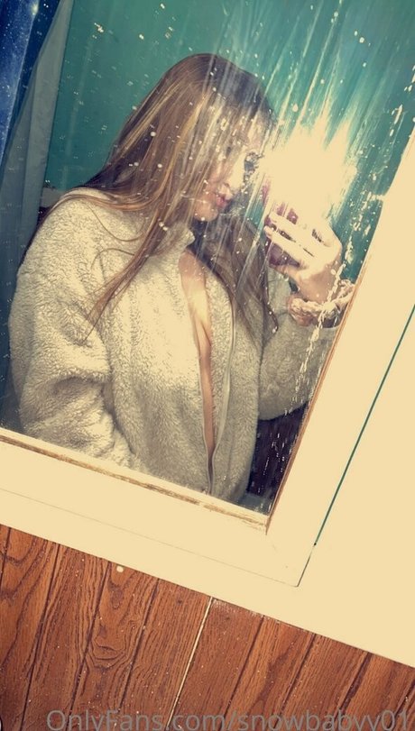 sweethingforlife001 erotic model photo