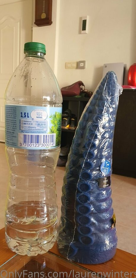 dominalauren pornographic model picture