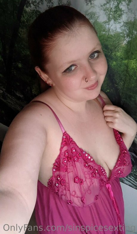 sinspicesexting pornographic actress archive