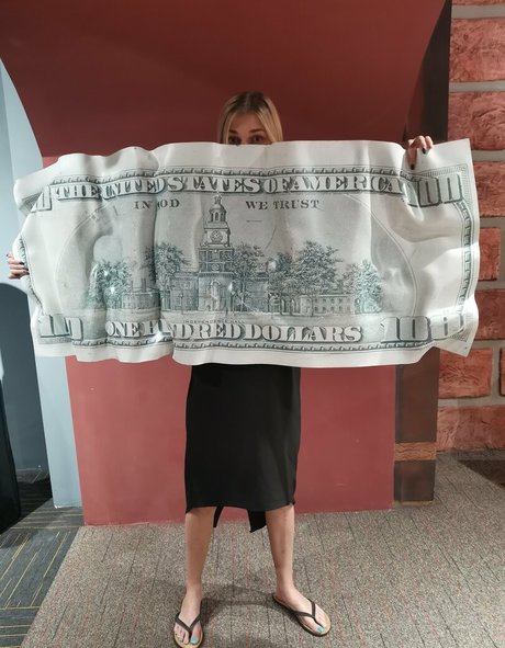 christine live model exclusive img