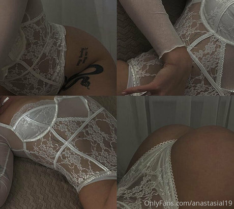 twerkingpeach nice actress gallery