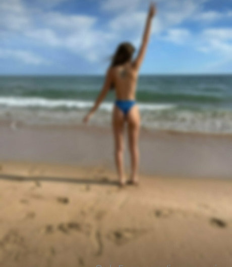 izemmaniaa model high quality img