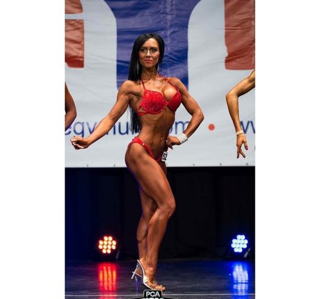 Suzy Hanah nice actress picture