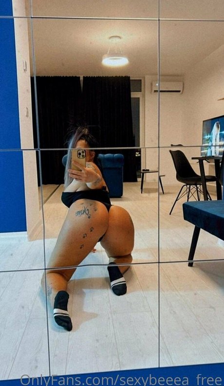 sexybeeea free model sexy pictures